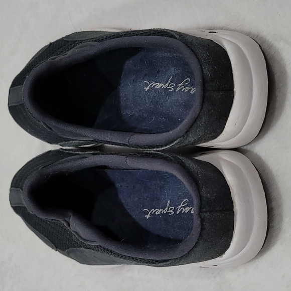 EUC Easy Spirit Traveltime Sneaker Black size 10 1/2 (10.5) - Picture 4 of 7